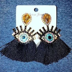 🔴 Rhinestone Eye shape Tassel Drop Earrings 🔴